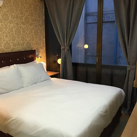 Harrys Suite Hotel Banguecoque Exterior foto