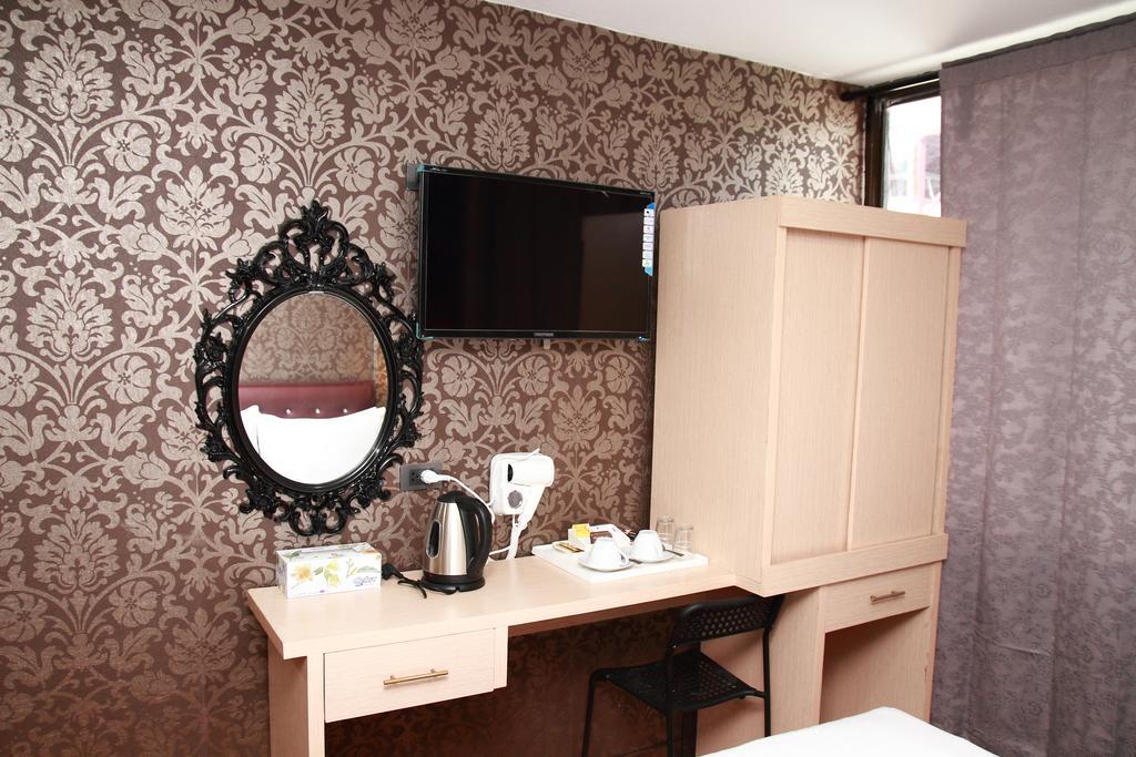 Harrys Suite Hotel Banguecoque Exterior foto